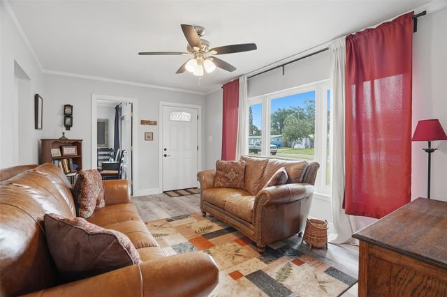 2050 75TH STREET N, St Petersburg, FL 33710