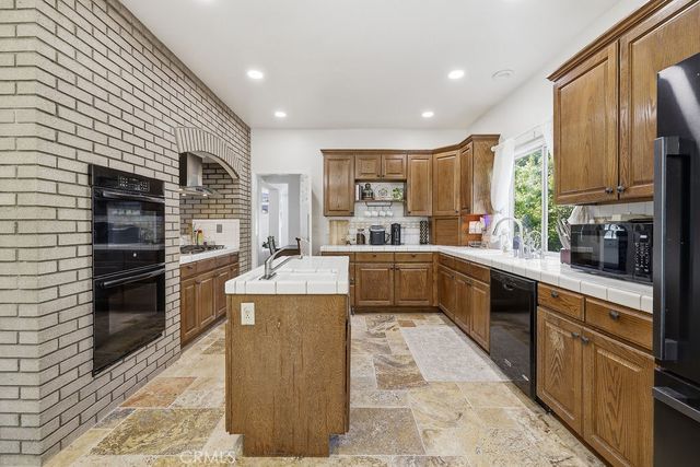 41830 Stratford Circle, Palmdale, CA 93551