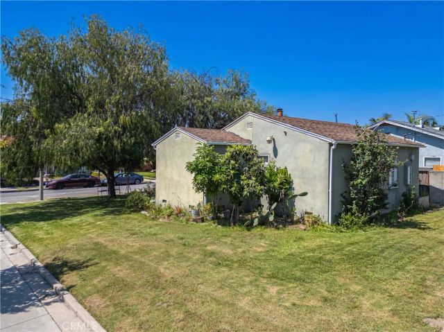 5799 Lincoln, South Gate, CA 90280