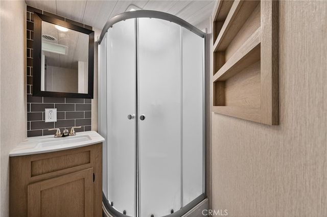 1295 1295 S Cawston Ave, Hemet, CA 92545