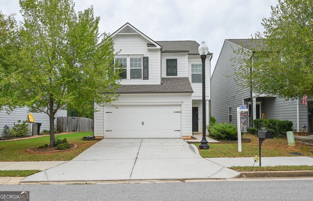 102 Newnan Lakes Drive, Newnan, GA 30263 — photo 2