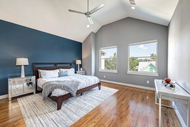 4606 Feagan Street, Houston, TX 77007