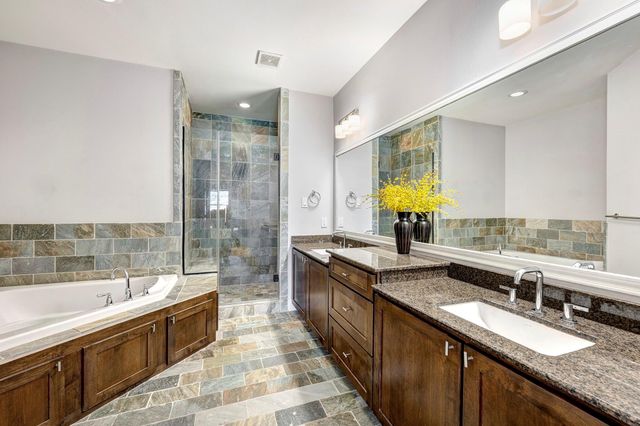 4606 Feagan Street, Houston, TX 77007