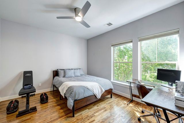 4606 Feagan Street, Houston, TX 77007