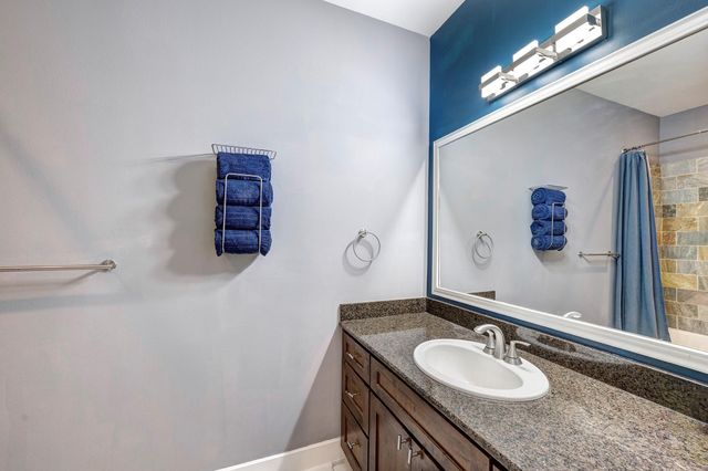 4606 Feagan Street, Houston, TX 77007