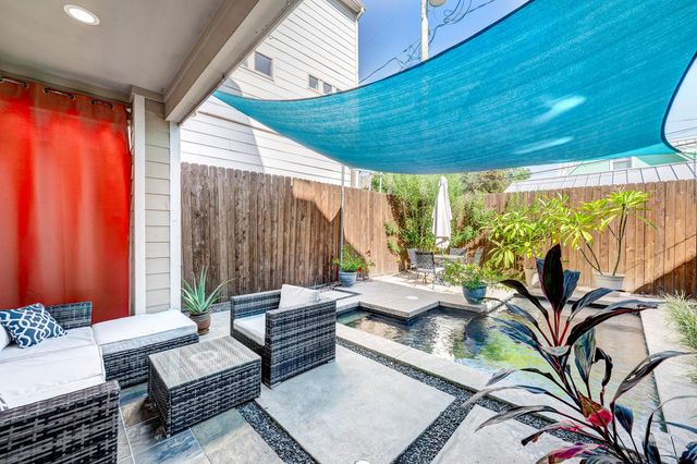 4606 Feagan Street, Houston, TX 77007