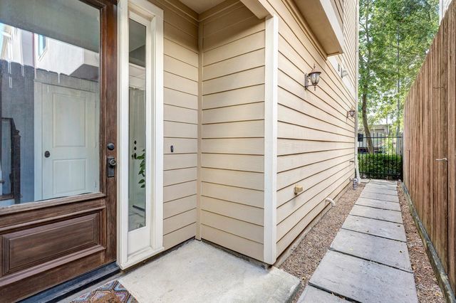 4606 Feagan Street, Houston, TX 77007