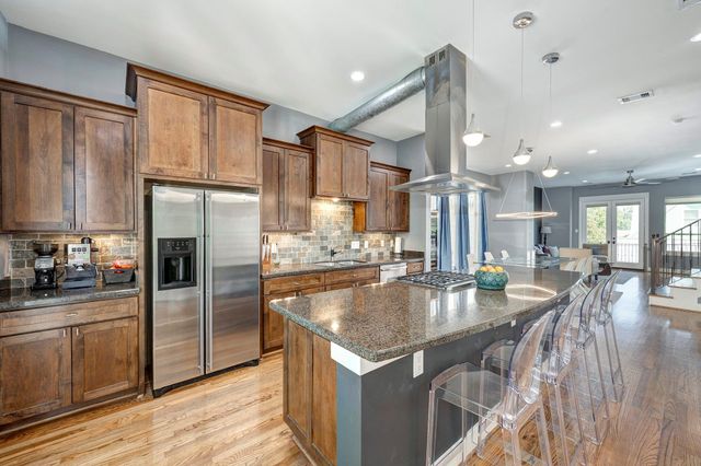 4606 Feagan Street, Houston, TX 77007