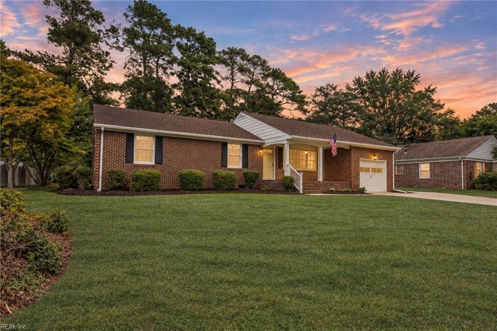 2821 Meadow Wood Dr E DR, Chesapeake, VA 23321