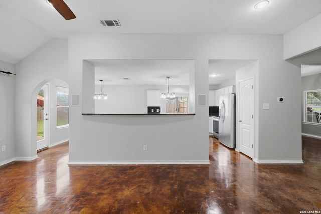 5130 MEADOW LARK DR, Bulverde, TX 78163