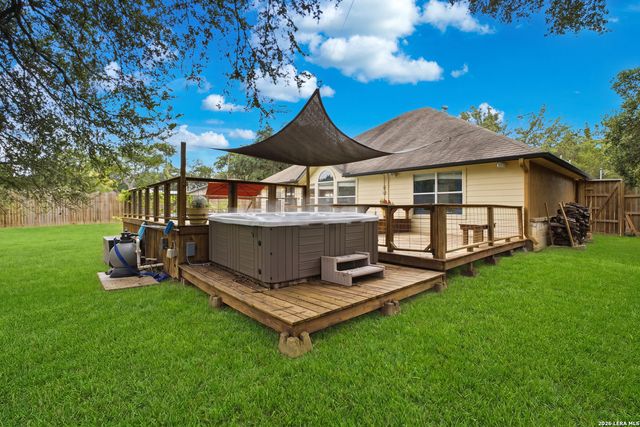 5130 MEADOW LARK DR, Bulverde, TX 78163