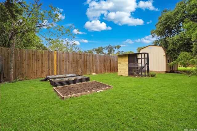 5130 MEADOW LARK DR, Bulverde, TX 78163