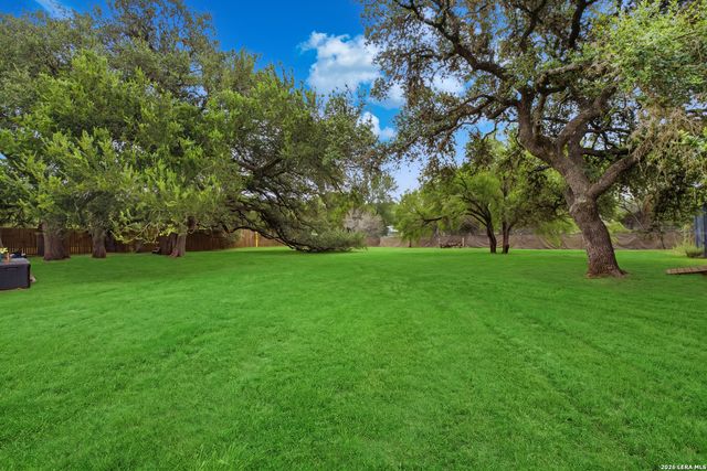 5130 MEADOW LARK DR, Bulverde, TX 78163
