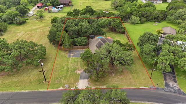 5130 MEADOW LARK DR, Bulverde, TX 78163