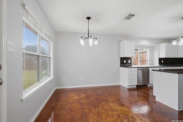 5130 MEADOW LARK DR, Bulverde, TX 78163