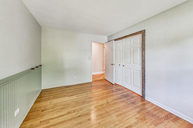 129 E 55th Street, Westmont, IL 60559