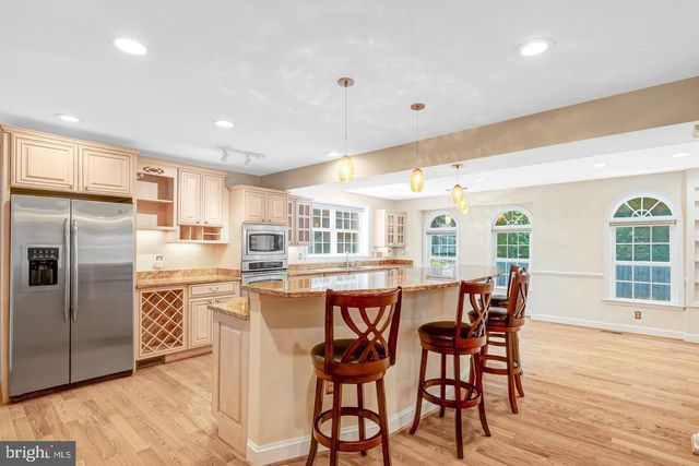 4217 SCOTLAND RD, Alexandria, VA 22309