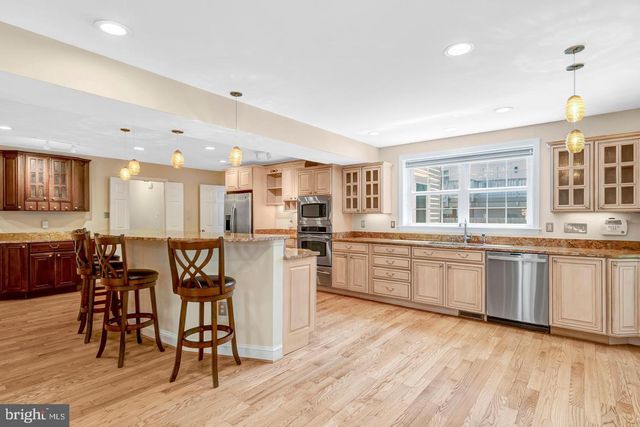 4217 SCOTLAND RD, Alexandria, VA 22309