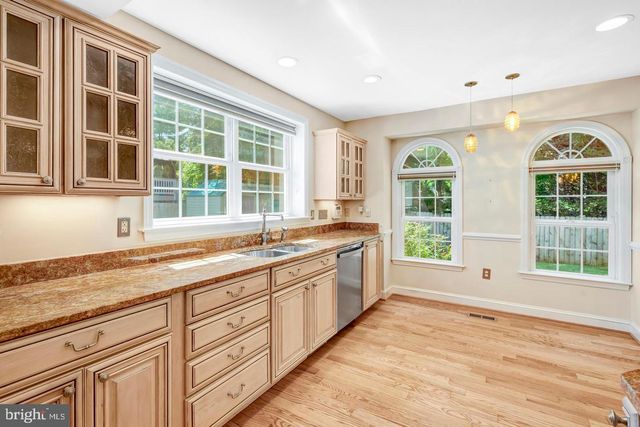 4217 SCOTLAND RD, Alexandria, VA 22309