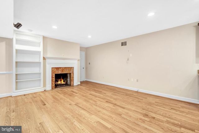 4217 SCOTLAND RD, Alexandria, VA 22309