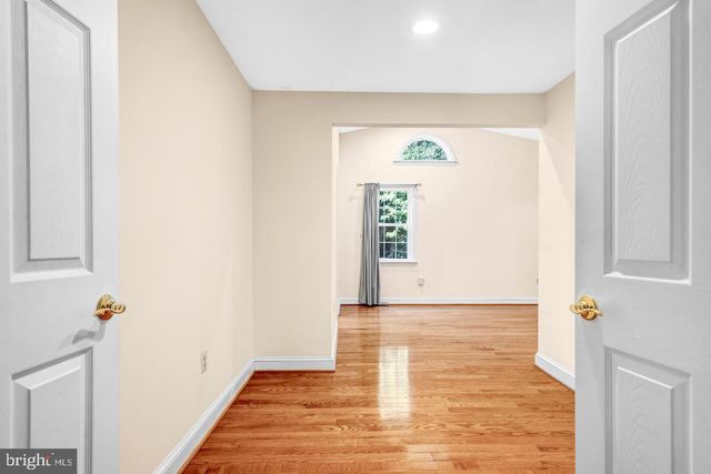 4217 SCOTLAND RD, Alexandria, VA 22309