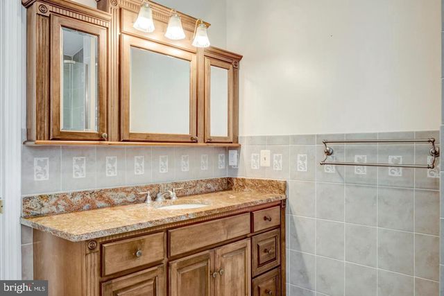 4217 SCOTLAND RD, Alexandria, VA 22309