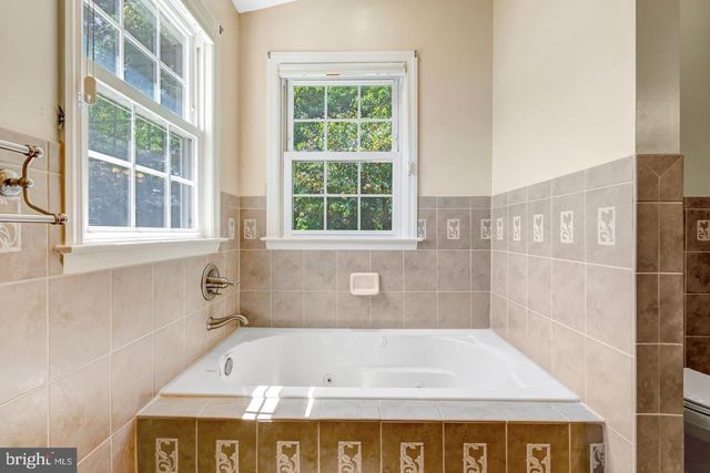 4217 SCOTLAND RD, Alexandria, VA 22309