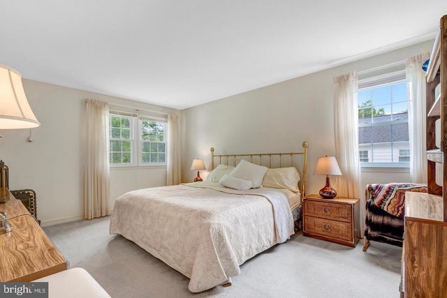 4217 SCOTLAND RD, Alexandria, VA 22309