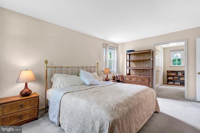 4217 SCOTLAND RD, Alexandria, VA 22309