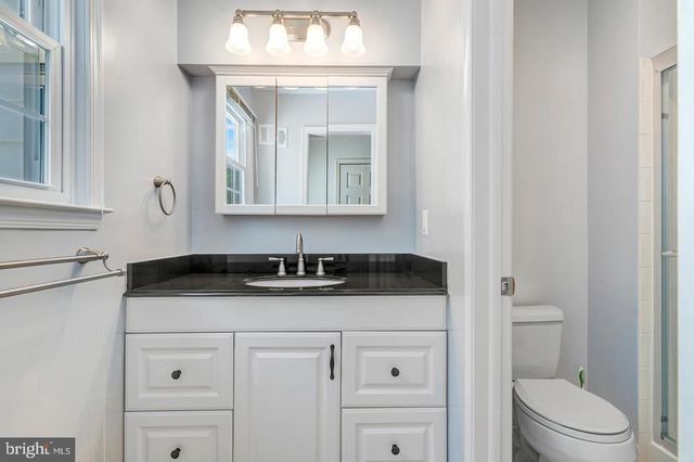 4217 SCOTLAND RD, Alexandria, VA 22309