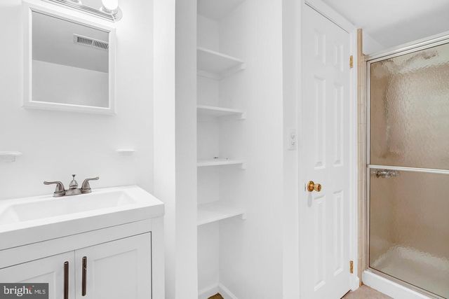 4217 SCOTLAND RD, Alexandria, VA 22309