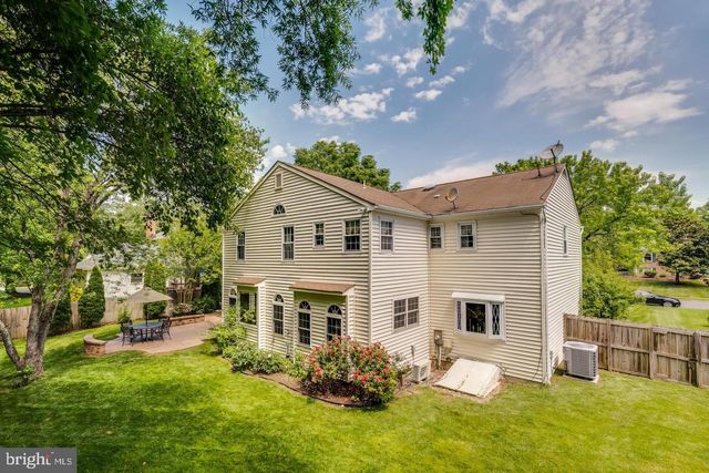 4217 SCOTLAND RD, Alexandria, VA 22309