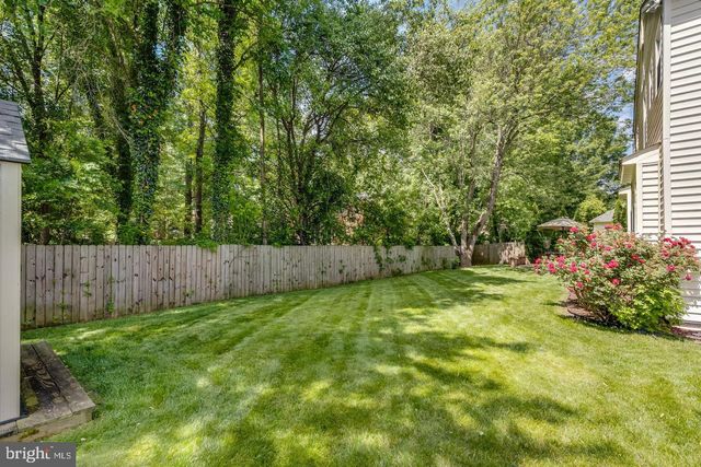 4217 SCOTLAND RD, Alexandria, VA 22309