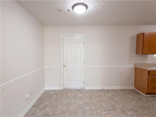 182 Livingston Lane, Covington, GA 30016