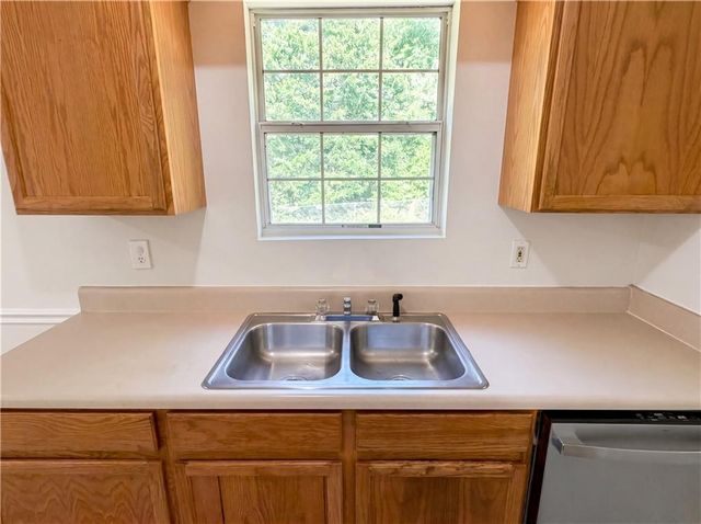 182 Livingston Lane, Covington, GA 30016