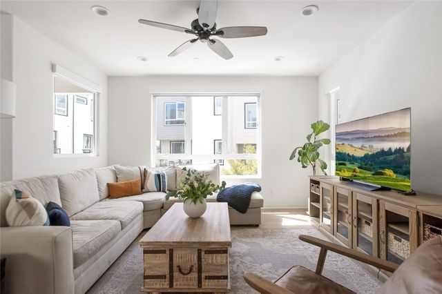 5606 E Alloway Court, Los Angeles, CA 90042