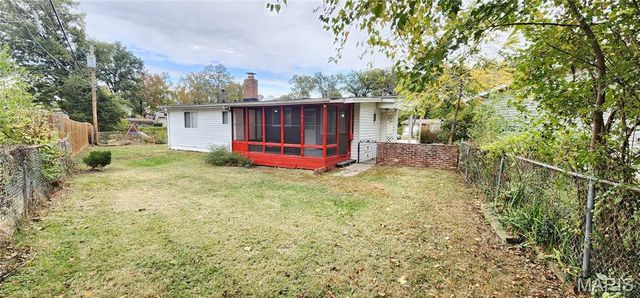 2883 Lesmer Court, St Louis, MO 63114