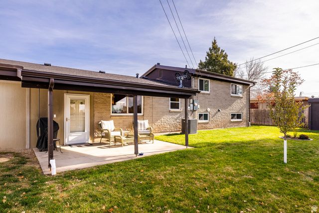 4215 GRAMERCY AVE, South Ogden, UT 84403