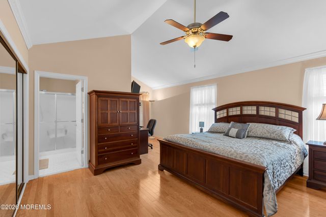 2 Wellington Lane, Lakewood, NJ 08701