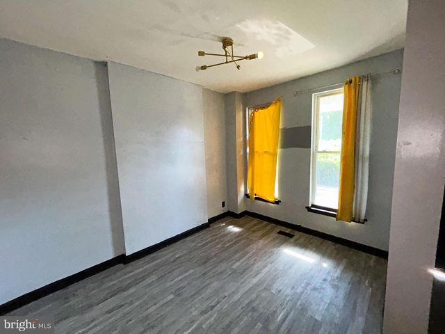 1108 N DUKELAND ST, Baltimore, MD 21216