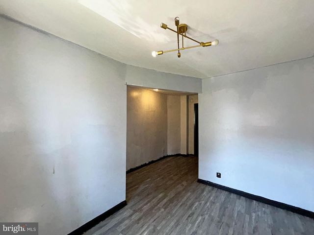 1108 N DUKELAND ST, Baltimore, MD 21216