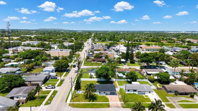1441 SW 1ST Terrace, Deerfield Beach, FL 33441
