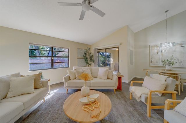 10381 98TH STREET, Largo, FL 33773