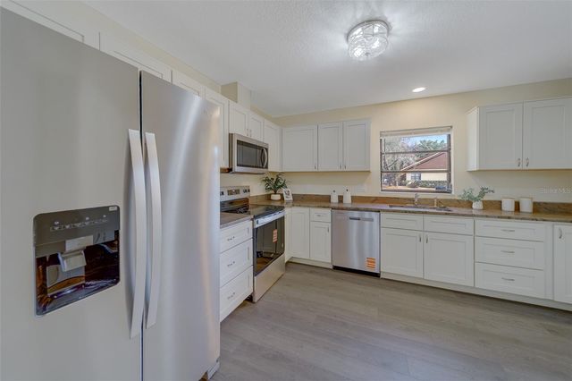 10381 98TH STREET, Largo, FL 33773