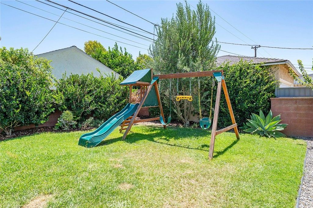 4338 Palo Verde, Lakewood, CA 90713 — photo 4