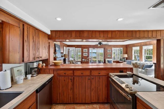1935 Quay Dock Road, Vero Beach, FL 32967