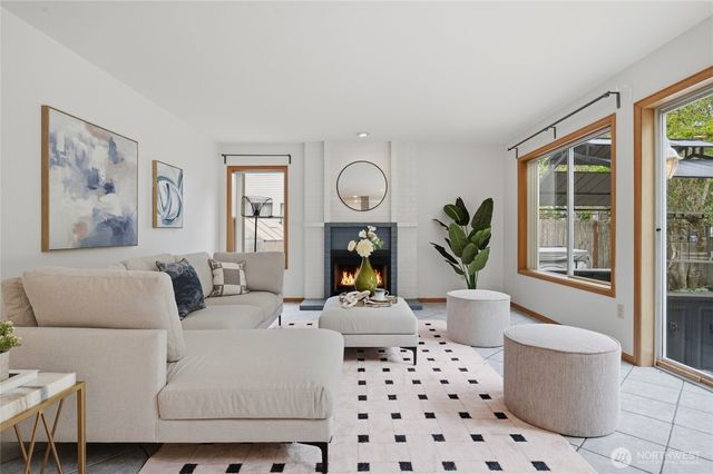 18710 139th Way SE, Renton, WA 98058