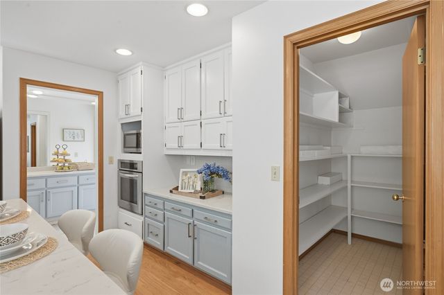 18710 139th Way SE, Renton, WA 98058