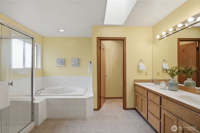 18710 139th Way SE, Renton, WA 98058