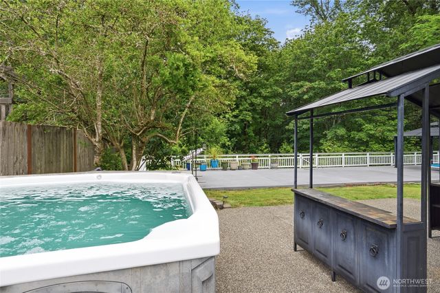 18710 139th Way SE, Renton, WA 98058